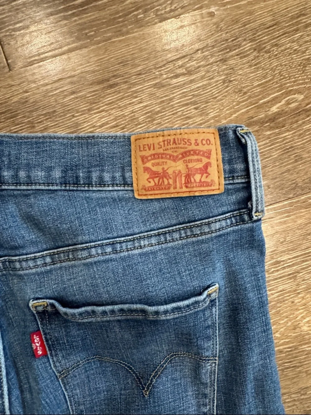 Levi's 311 Blue Distressed Skinny Jeans - Picture 7 of 9